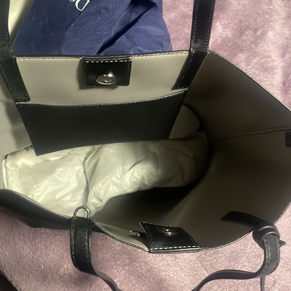 MK tote - Picture 5 of 6